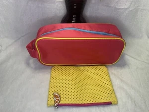 2 BRANDNEUE VERSCHIEDENE SCHMINKTASCHEN (RAHMEN) - Bild 1 von 3