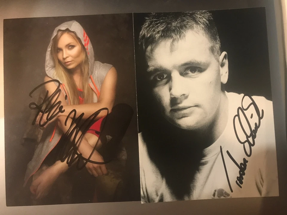 Autogramm Regina Halmich WM'in Boxen + Coach Torsten Schmitz UNIVERSUM BOX xyz - Bild 1 von 1