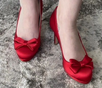 NUEVOS ZAPATOS DE PRESA Tacones de Bomba ROJOS Personalizados con Arco de Satén Talla 4.5 Foto 1 de 4