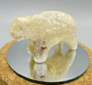 Jungsteinzeit geschnitzter Stein Bär, Mohs' 3,0, Simi durchscheinender Stein frühe Antike  - Bild 1 von 12