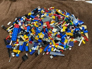 4 Pounds of Assorted Lego Pieces Parts - Picture 1 of 10