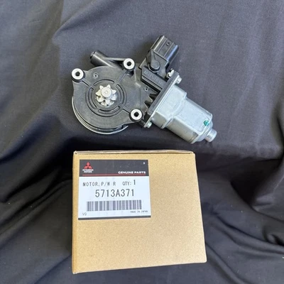 GENUINE REAR LEFT PASSENGER WINDOW REGULATOR MOTOR FOR MITSUBISHI OUTLANDER 2015 - Image 1 of 4