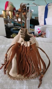 "Bolsa de cuero indio vintage hecha a mano con tapa con cordón ~ 6""" - Imagen 1 de 24