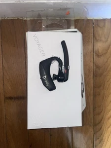 Auriculares inalámbricos Plantronics Poly Voyager 5200 Bluetooth de una sola oreja en caja - Imagen 1 de 5