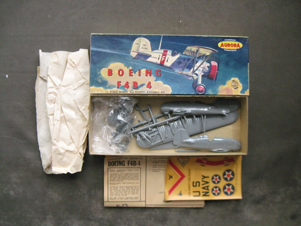 Aurora Famous Fighters Boeing F4B-4 1/48 1959 FF - Image 1 of 1