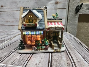 Christmas Streets 2004 Collection Flower Shop House Porcelain Hand painted - Picture 1 of 10