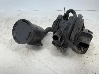 Bomba de detección de fugas de vapor de combustible Volkswagen Jetta Sportwagen 05-18 Foto 1 de 4