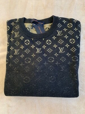 Louis Vuitton Algodón Degradado Cuello Redondo Nuevo Sin Usar Precio de Venta al por menor $1510 Foto 1 de 4