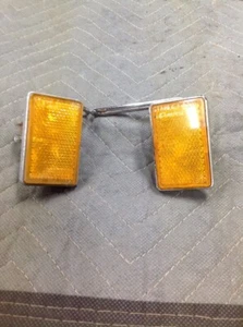 94 KAWASAKI VN1500 VN1500A VULCAN 88 REFLECTORS, FRONT #104 - Bild 1 von 4