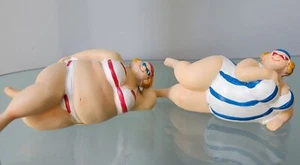 Big and beautiful. Funny ladies. Beach Statuette Set of 2 - Picture 1 of 4