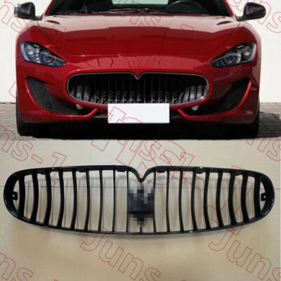 Parachoques delantero negro brillante para Maserati GranTurismo 2008-2017 Foto 1 de 4
