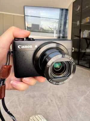 Canon PowerShot G7 X Black 20.2MP Compact Digital Camera English - Image 1 of 4