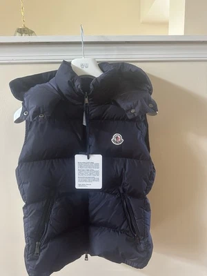 moncler vest Women  - Image 1 of 4