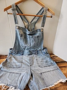American Eagle Denim Cut Off Overalls Women’s Size Large Boho 6" Inseam - Picture 1 of 13