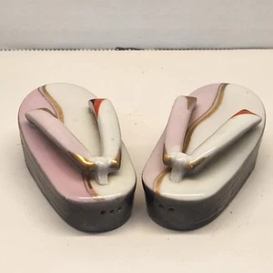 Vintage Japanese Salt & Pepper Shakers Japanese Geta Sandals - Picture 1 of 5