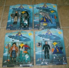 Playmates Toys SEAQUEST DSV LOT 4 FIGURES DARWIN REGULATOR HITCHCOCK DR 2 NEW