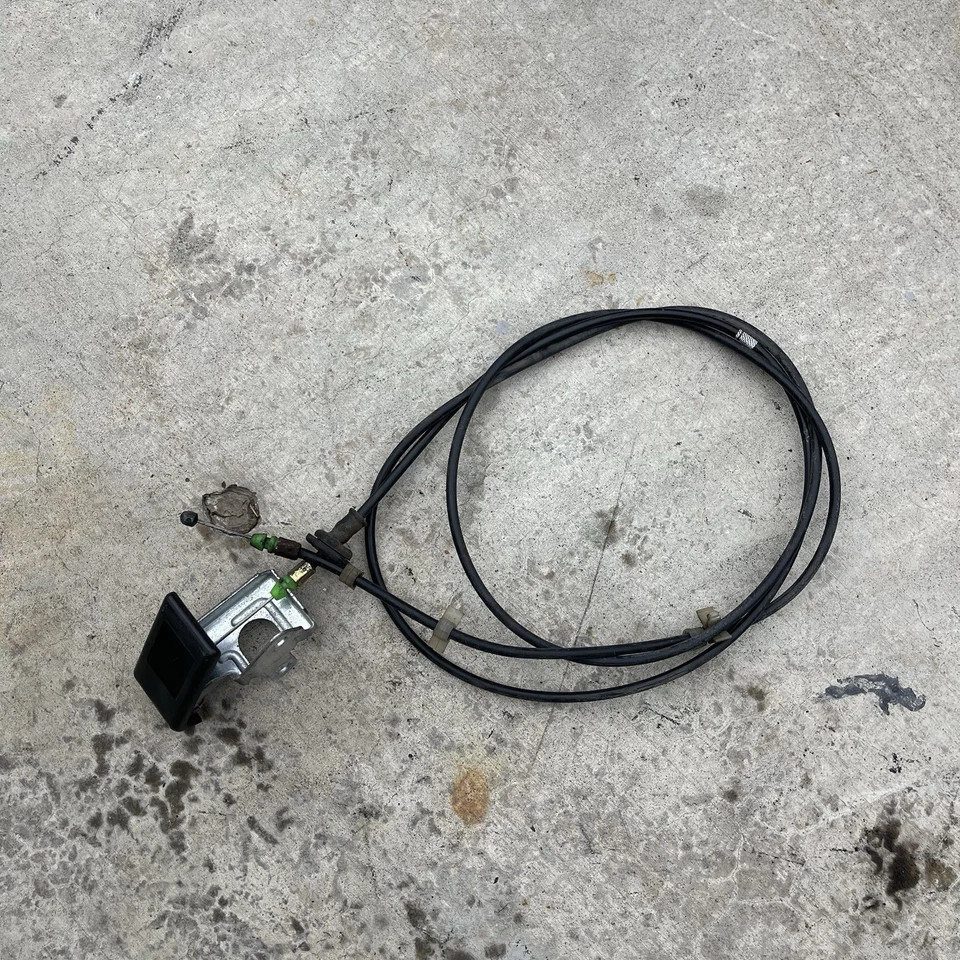 94-01 Integra Wire Hood Pestillo Bloqueo Capó Liberación Cable Palanca Mango Negro OEM Foto 1 de 1