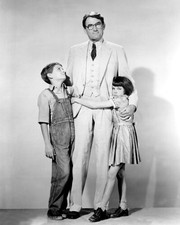 To Kill A Mockingbird 8x10 inch photo Gregory Peck Philip Alford Mary Badham 