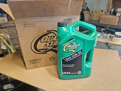 Aceite de motor Quaker State, 10W-30, 5 cuartos (paquete de 3) Foto 1 de 4