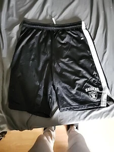 Oakland Raiders Shorts - Picture 1 of 4