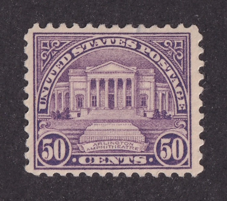SELLOS DE MATT SCOTT #570 "ANFITEATRO DE ARLINGTON" EDICIÓN DE 50 CENTAVOS 1923, MH CV $35 Foto 1 de 3