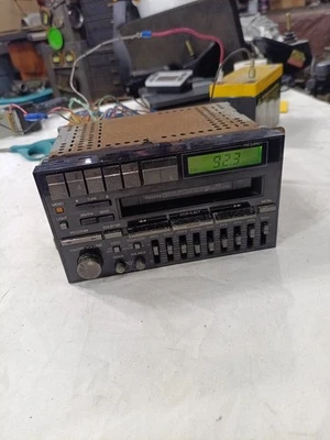 Toyota Celica Supra MA61 1984 1985 OEM AM FM cassette radio/ecualizador estéreo  Foto 1 de 4