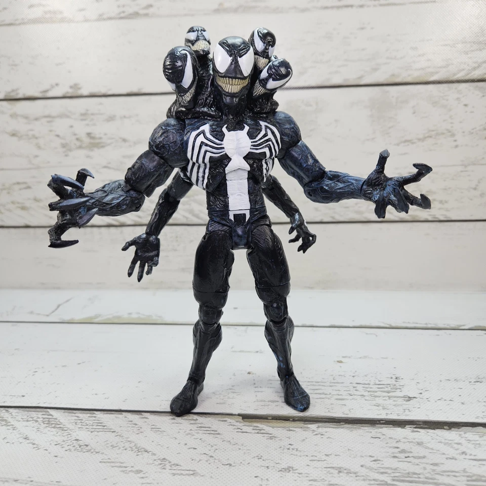 Экшн-фигурка Diamond Select Marvel Select Venom The Madness 7,5 дюйма подвижная отдельная - Изображение 1 из 4