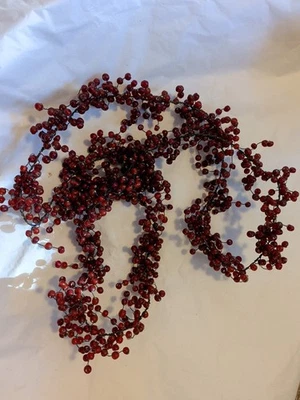 Guirnalda de pimienta de vidrio rojo Pottery Barn vacaciones de Navidad 5’ de largo Foto 1 de 3