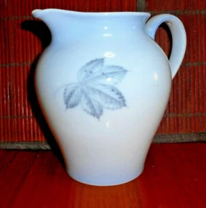 Bing & Grondahl B&G Falling Leaves Medium Jug 1958 15cm Original Vintage - Bild 1 von 4