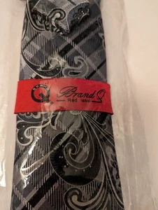 NEU Marke Q Red Label Paisley schwarz und silber Krawatte Taschentuch Set - Bild 1 von 12