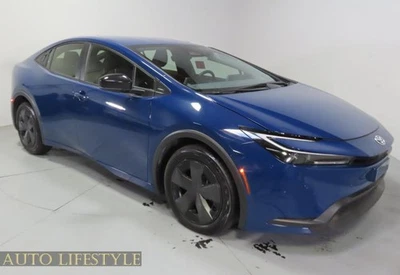 Toyota Prius LE 2024 Foto 1 de 4