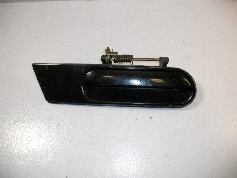 Manija exterior derecha puerta trasera Nissan Máxima 1989 1990 1991 1992 1993 1994 Foto 1 de 2