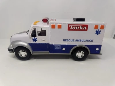 Tonka Rescue Ambulance Hasbro 04377 2004 Lights Sounds Emergency Vehicle (Video) - Image 1 of 4
