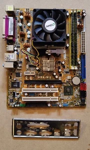 SCHEDA MADRE ASUS M2A-MX + CPU AMD phenom x2 GE-4060 + Dissipatore + 4gb ram - Foto 1 di 6