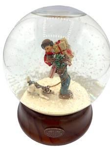Rockwell’s Winter Wonderland Collection Schneekugel "All Wrapped Up" Weihnachten 92 - Bild 1 von 5