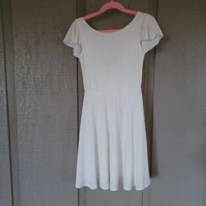 UdtFashion By Un Deux Trois Flutter Sleeve Dress Size 7 Color Ivory Girl - Picture 1 of 17