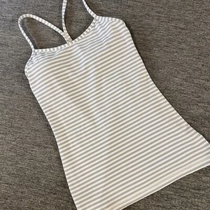 LULULEMON Power Y Tank Luon classic stripe White & Grey size 6 - Picture 1 of 8