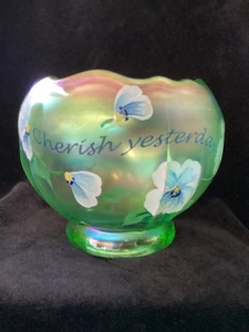 Fenton Glass Co. Rose Bowl - verde iridato - firmato C. Griffith - Foto 1 di 5