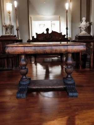 Mesa de biblioteca jacobea antigua sustantiva de caoba 37" de largo, 26,25" de profundidad Foto 1 de 4