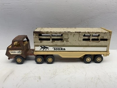 Tonka Horse Trailer Vehicle Die Cast Vintage 1970s Red Beige Great Patina! - Image 1 of 4