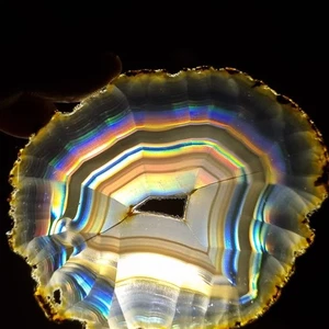 69,30 ct Premium Qualität Iris Regenbogenachat - seltenes Sammlerstück Iris Achat Platte - Bild 1 von 9