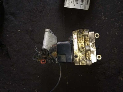 93 94 95 96 97 INFINITI J30 ANTIBLOQUEO FRENO PIEZA BOMBA HASTA JUNIO 1996 Foto 1 de 2