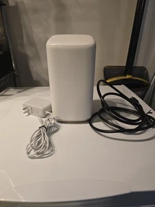 Cox CGM4981COX Docsis 3.1 XFi Gateway XB8-T Triband Wifi Router W/POWER CORD - Picture 1 of 5
