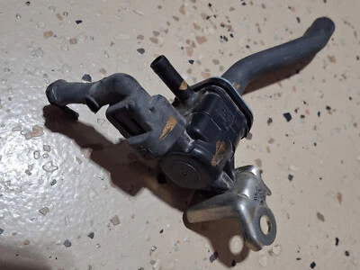 LEXUS TOYOTA DUTY VACUUM SWITCHING VALVE SOLENOID PART NUMBER 90910-12276  OEM - Image 1 of 4