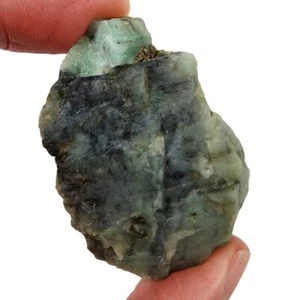 Emerald Crystal In Matrix Brazil 35.9 grams - Picture 1 of 3