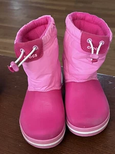 Crocs Lodgepoint Mädchen Kind rosa Winter Schnee Stiefel - gefüttert Größe 11 - Bild 1 von 6
