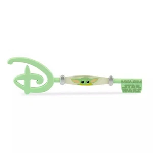 Disney Star Wars The Mandalorian Edición Especial Llave El Niño Grogu Baby Yoda - Imagen 1 de 3