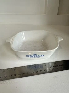 Vintage Corning Ware P-41 mini casseruola piatto Petite Pan blu fiordaliso USA - Foto 1 di 2