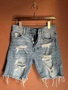 Lucky Brand Light Wash Distressed 90s Loose High Rise Short - Picture 1 of 5