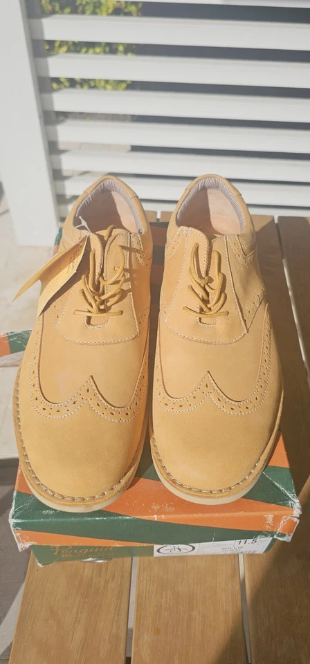 Zapatos de vestir Penguin By Munsingwear para hombre punta de ala de trigo Oxford brogue talla 11,5 EE. UU. Foto 1 de 4